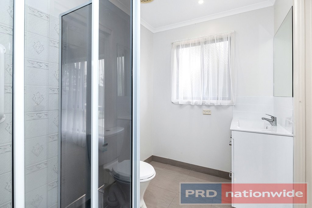 14 Young Street LINTON 8