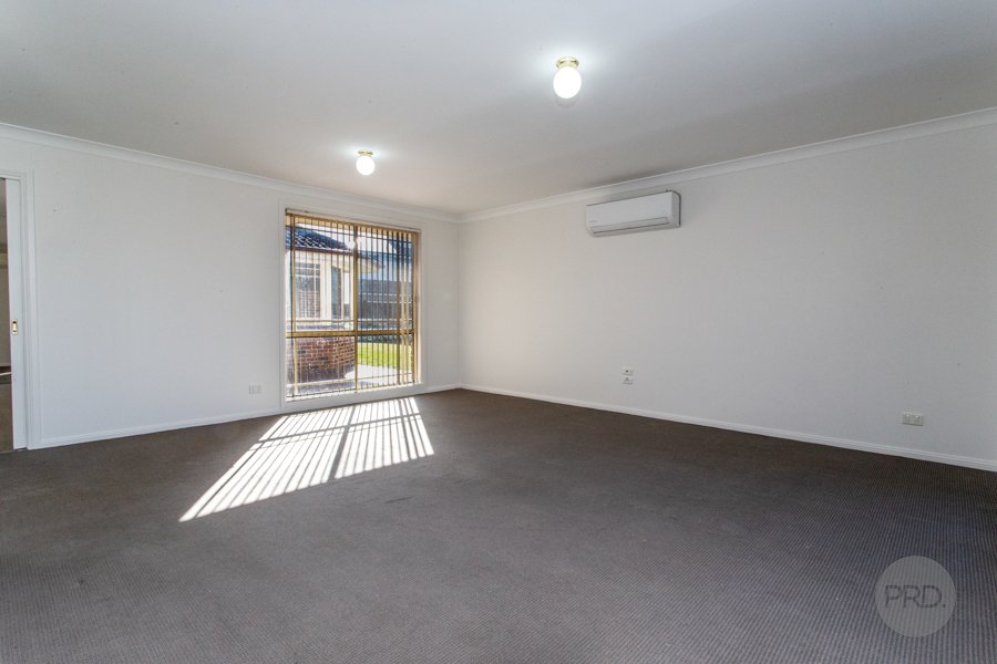 14 Yunga Road GLENMORE PARK 3