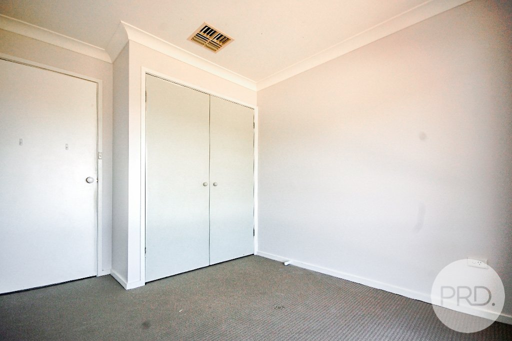 14 Yungana Place GLENFIELD PARK 5