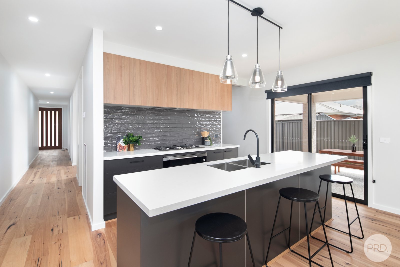14 Zircon Street ALFREDTON 3