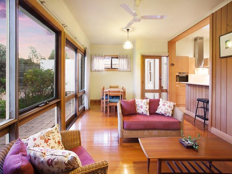 Gallery: 140 Abbott Street