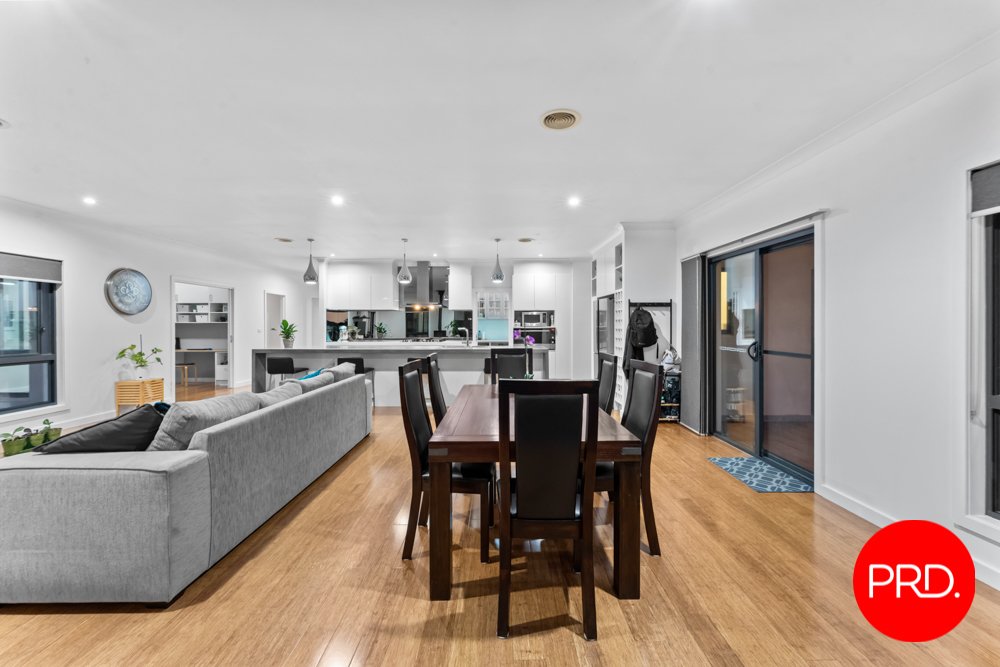 140 Birchmans Grove WAMBOIN 14
