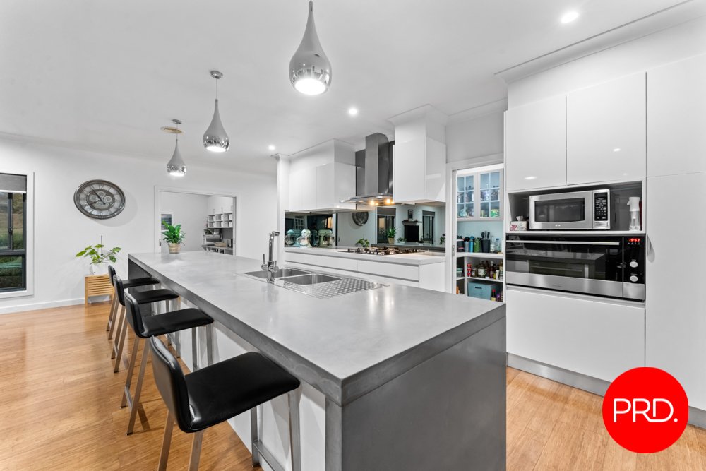 140 Birchmans Grove WAMBOIN 4