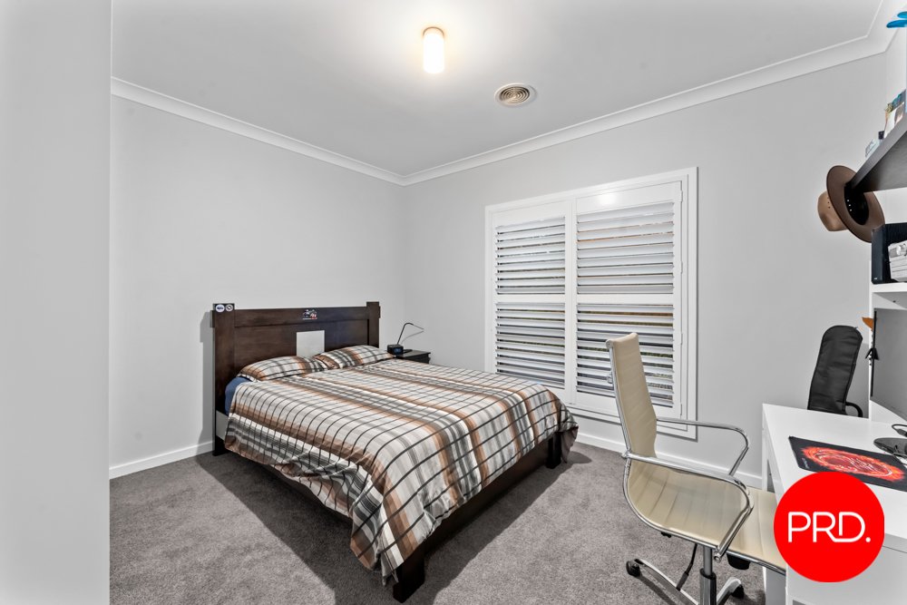140 Birchmans Grove WAMBOIN 18