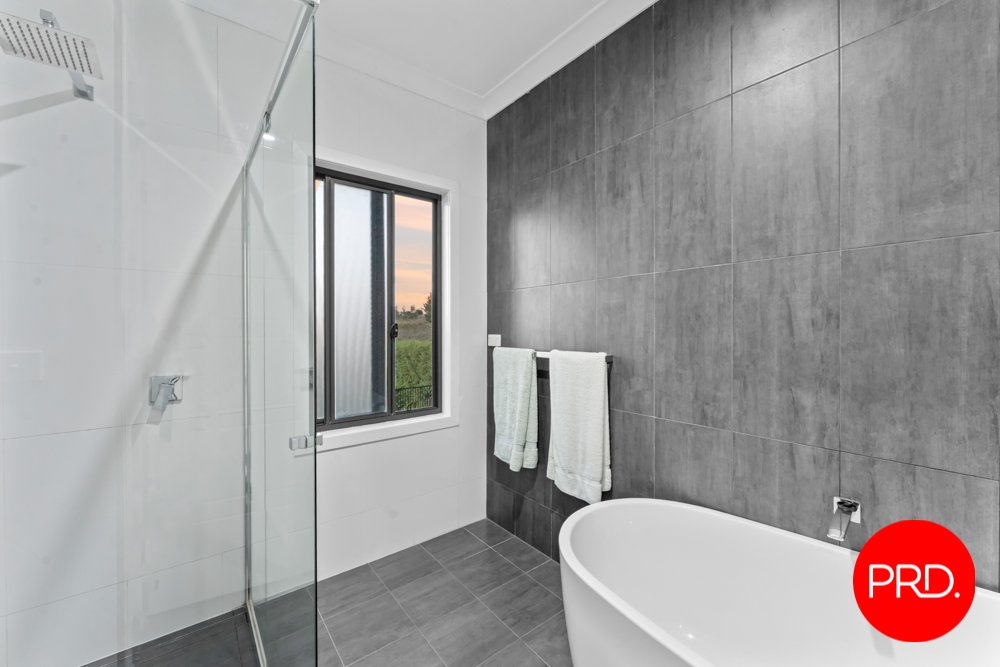 140 Birchmans Grove WAMBOIN 22