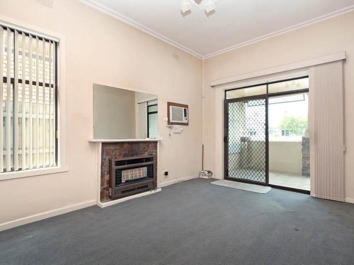 Gallery: 140 Chirnside Street