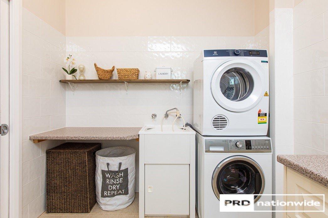 140 Dow Avenue CABARITA 18