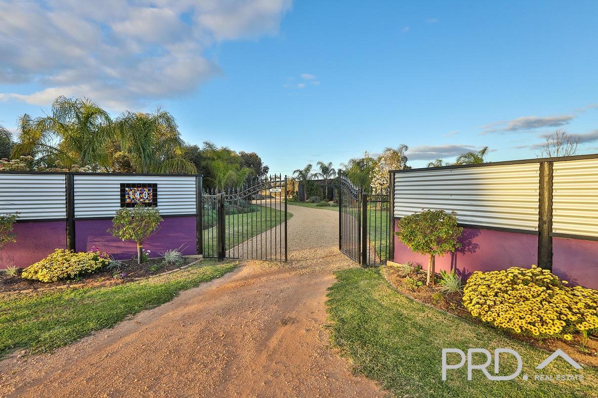140 Dow Avenue,  CABARITA 1