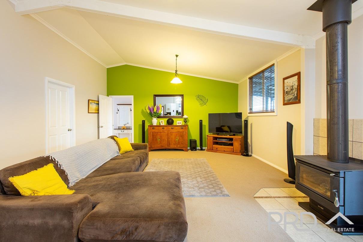 140 Dow Avenue,  CABARITA 12