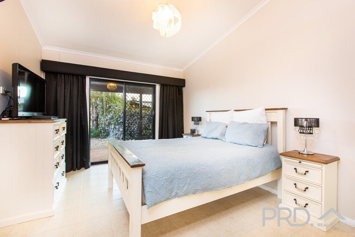 140 Dow Avenue,  CABARITA 15