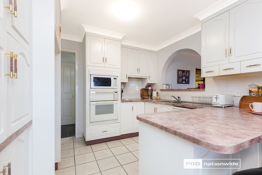 140 Duri Road TAMWORTH 7