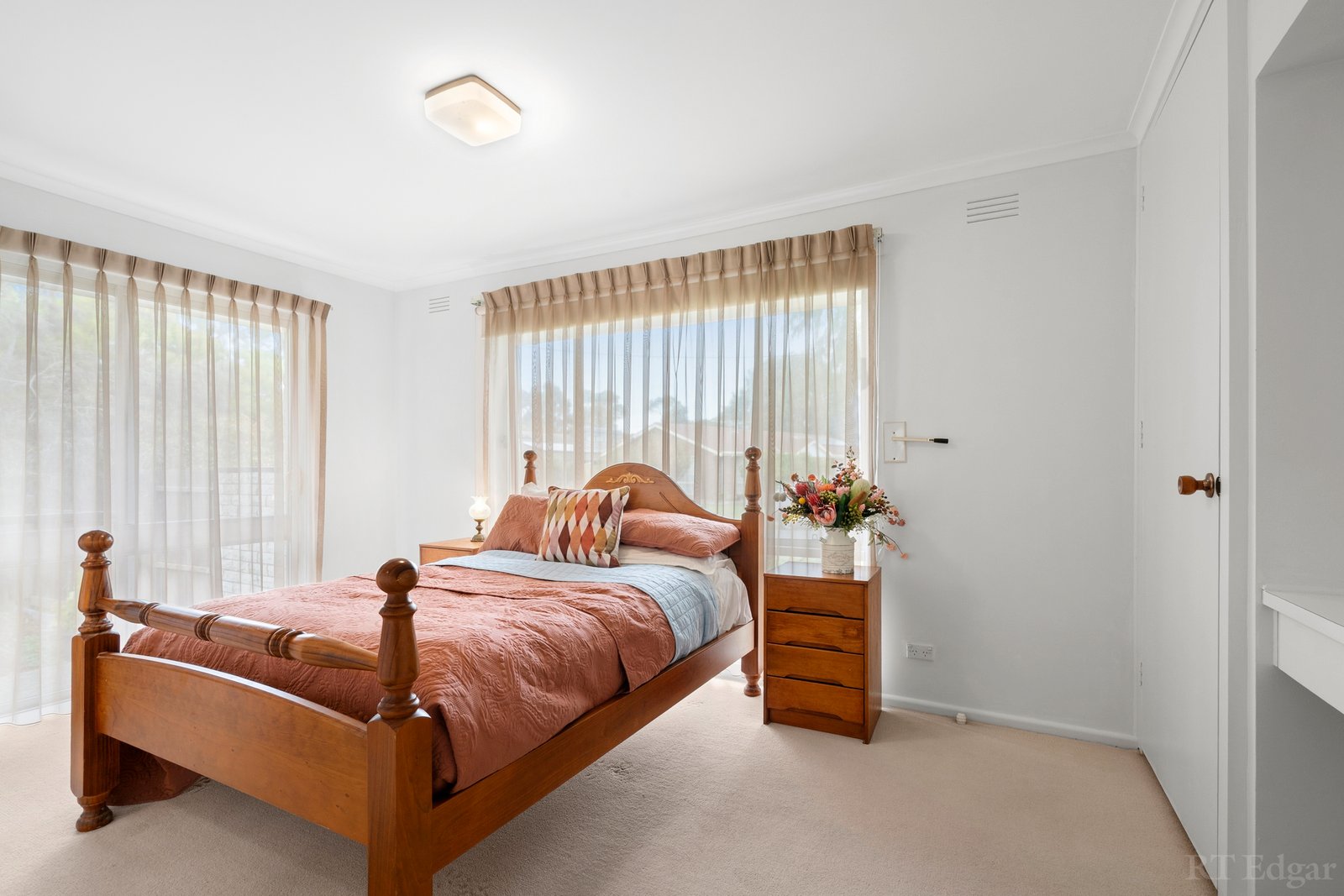 Real Estate and Property in 140 Fellows Road, Point Lonsdale, VIC