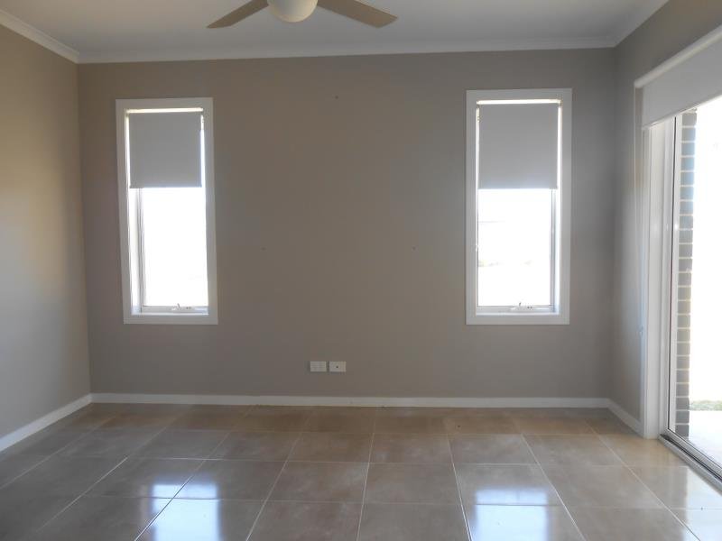 140 Flinders Street TAMWORTH 6