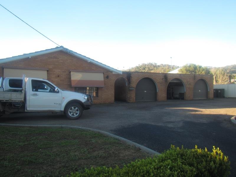 1/40 North Street TAMWORTH 2