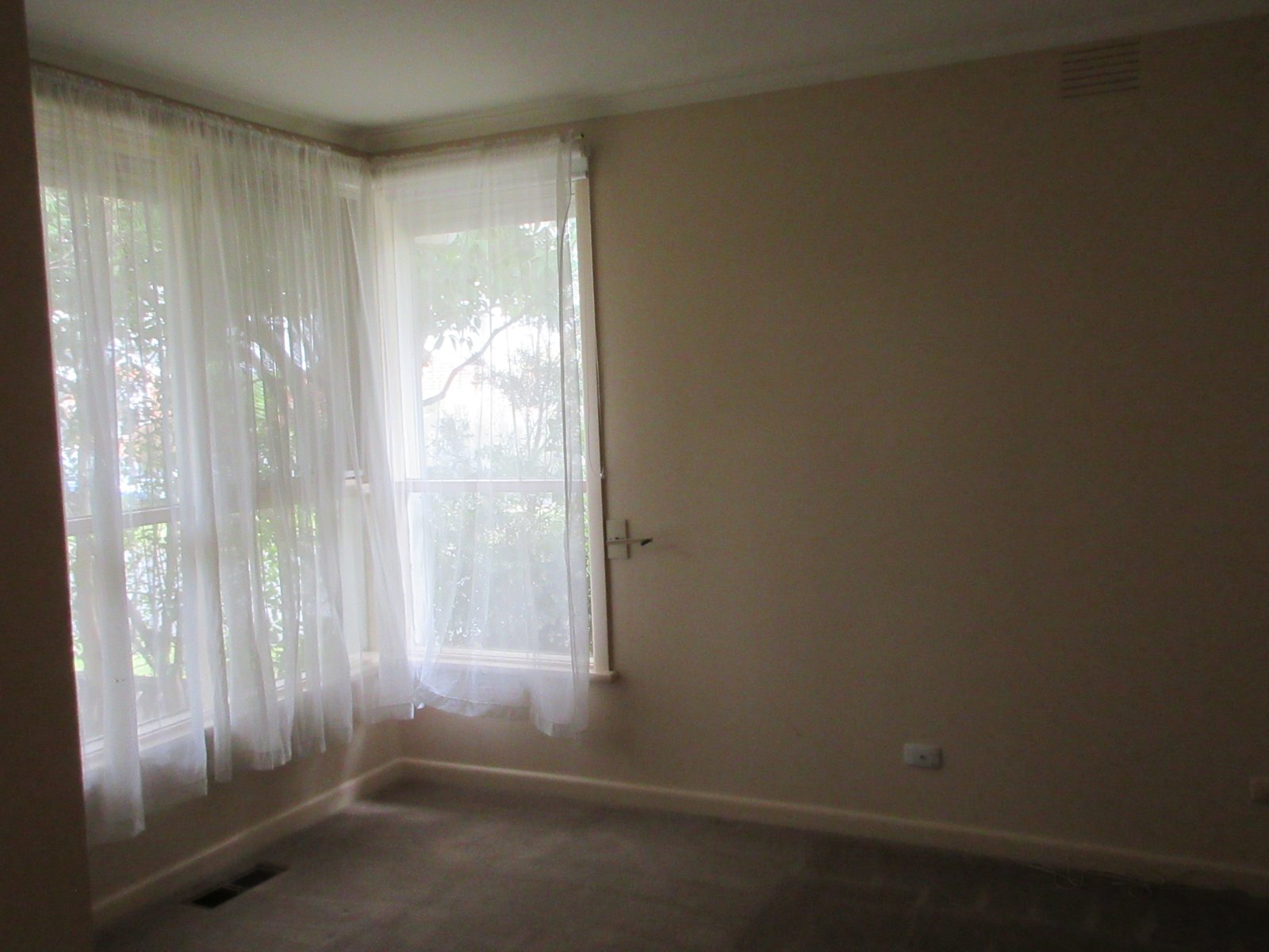 Gallery: 1/40 Prince Edward Avenue