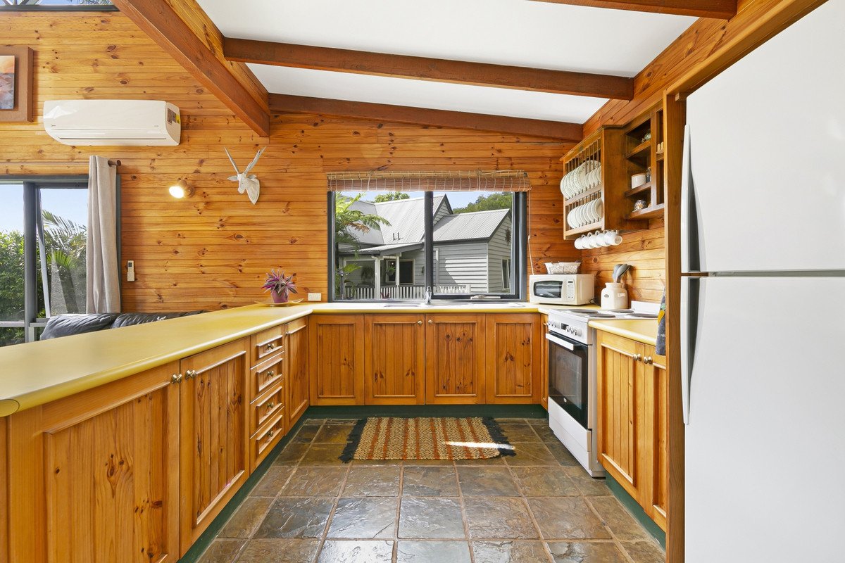 1/40 Rusty Court Tallebudgera Valley 1