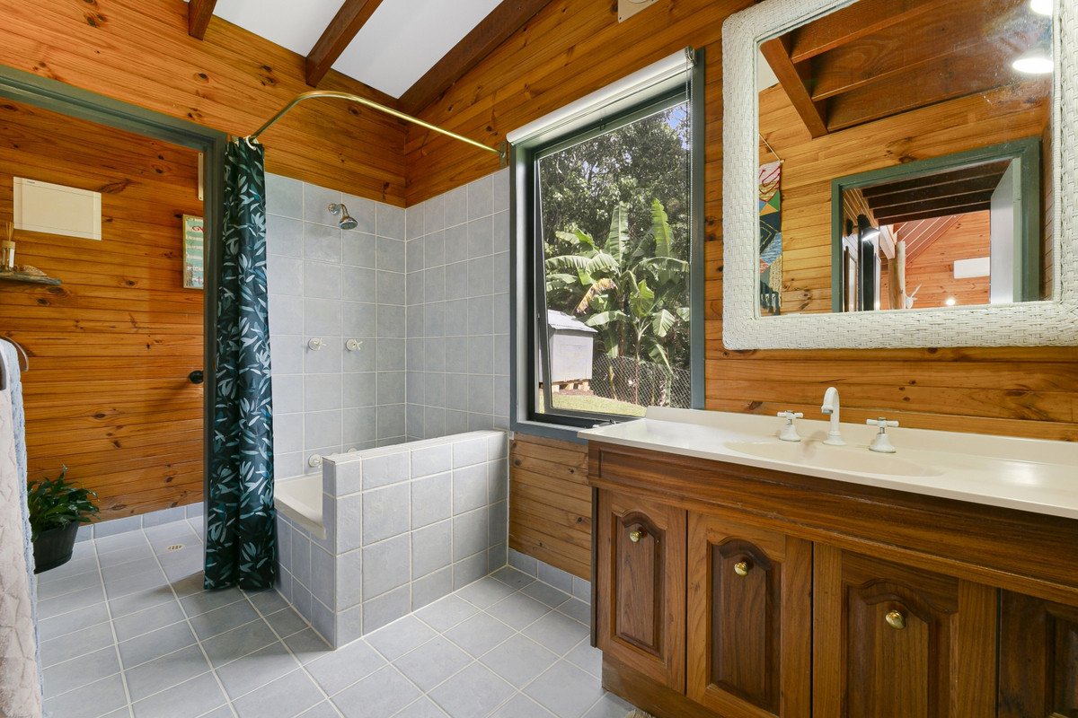 1/40 Rusty Court Tallebudgera Valley 8