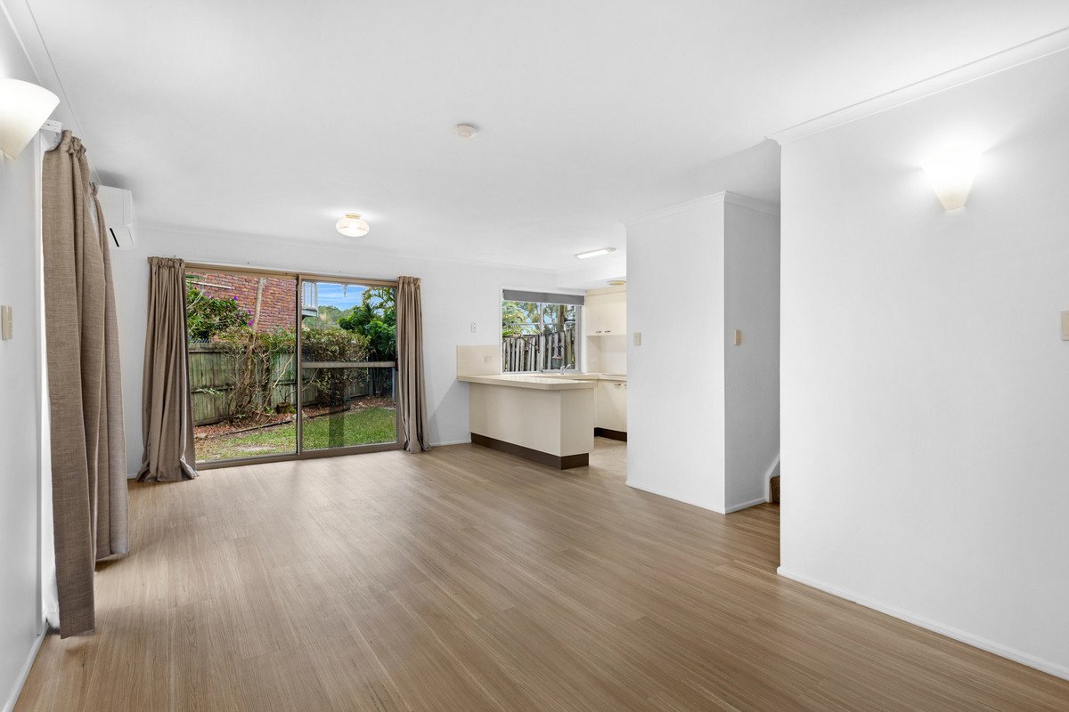 1/40 Sunbird Street BURLEIGH WATERS 7