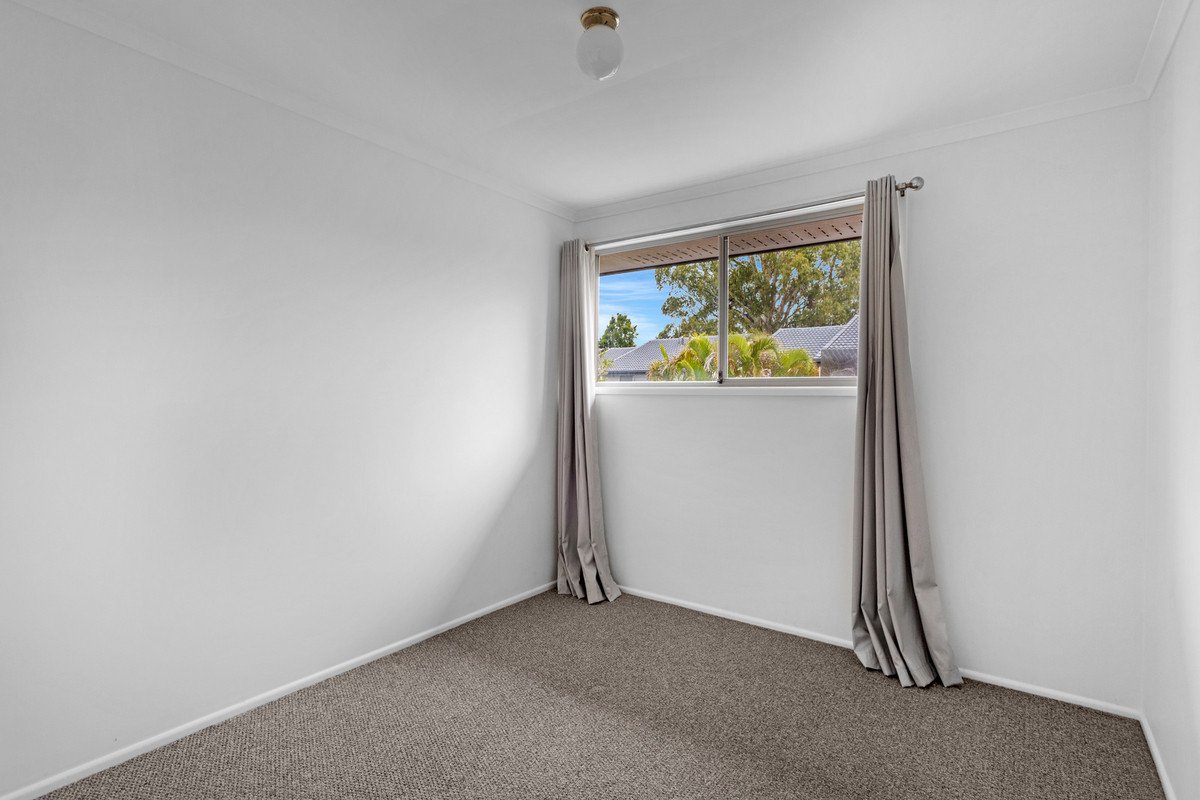 1/40 Sunbird Street BURLEIGH WATERS 12