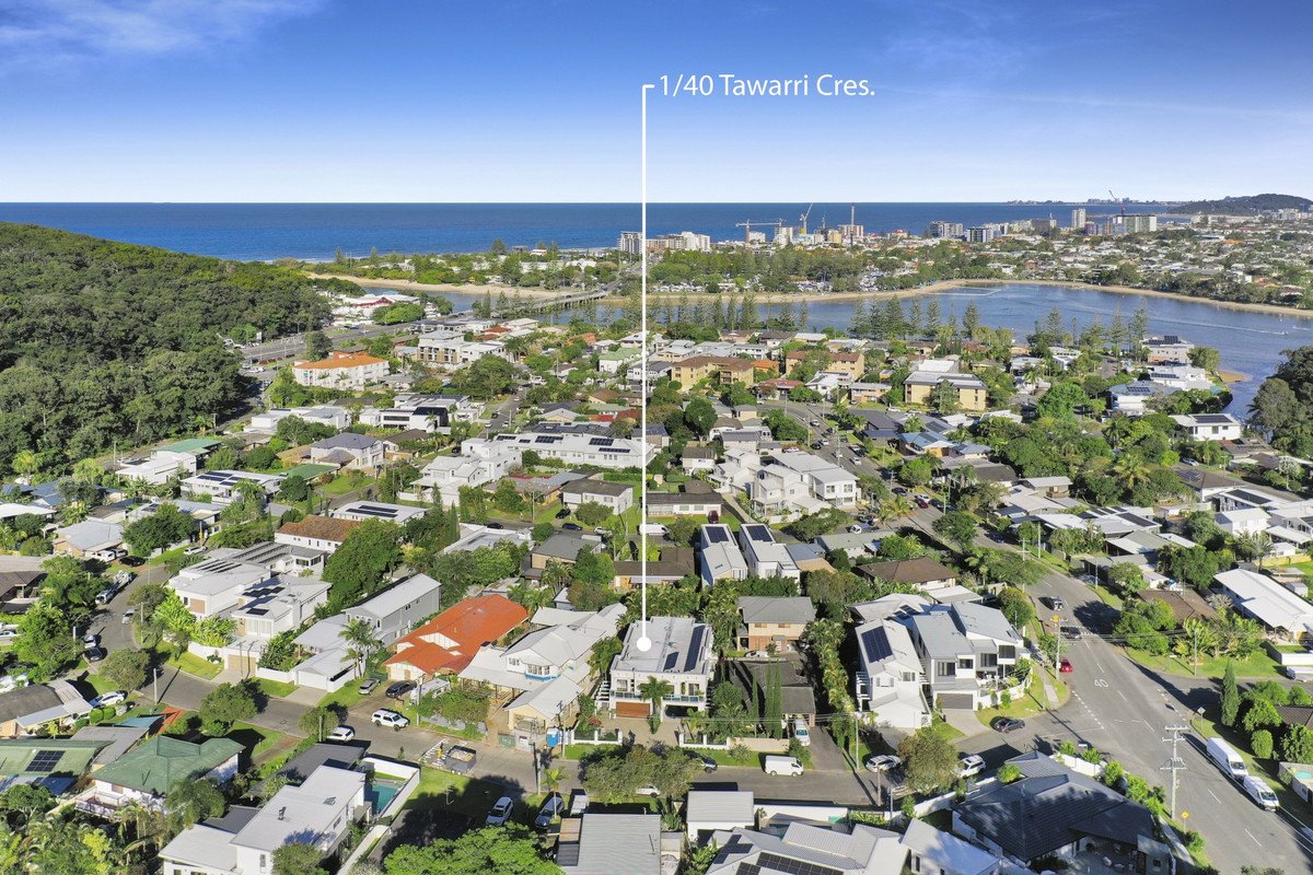 1/40 Tawarri Crescent Burleigh Heads 3