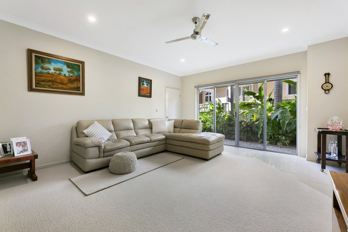 1/40 Tawarri Crescent Burleigh Heads 7