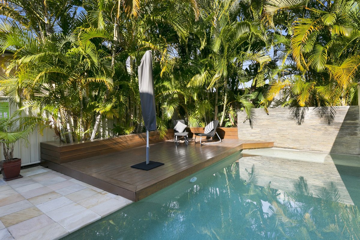 1/40 Tawarri Crescent Burleigh Heads 14