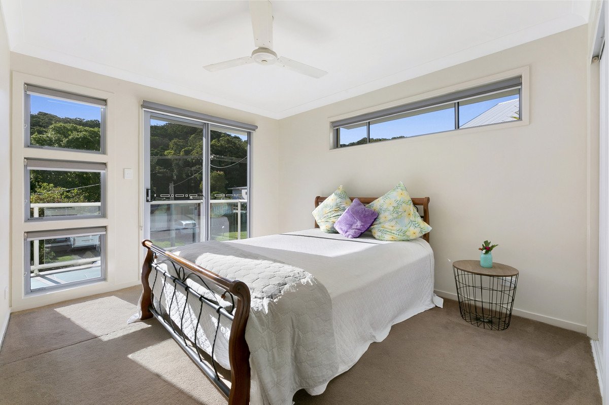1/40 Tawarri Crescent Burleigh Heads 19