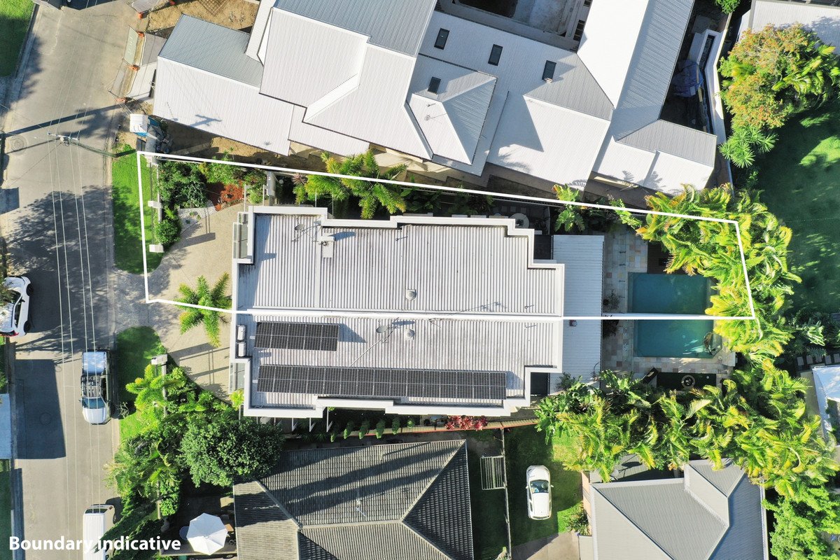 1/40 Tawarri Crescent Burleigh Heads 24