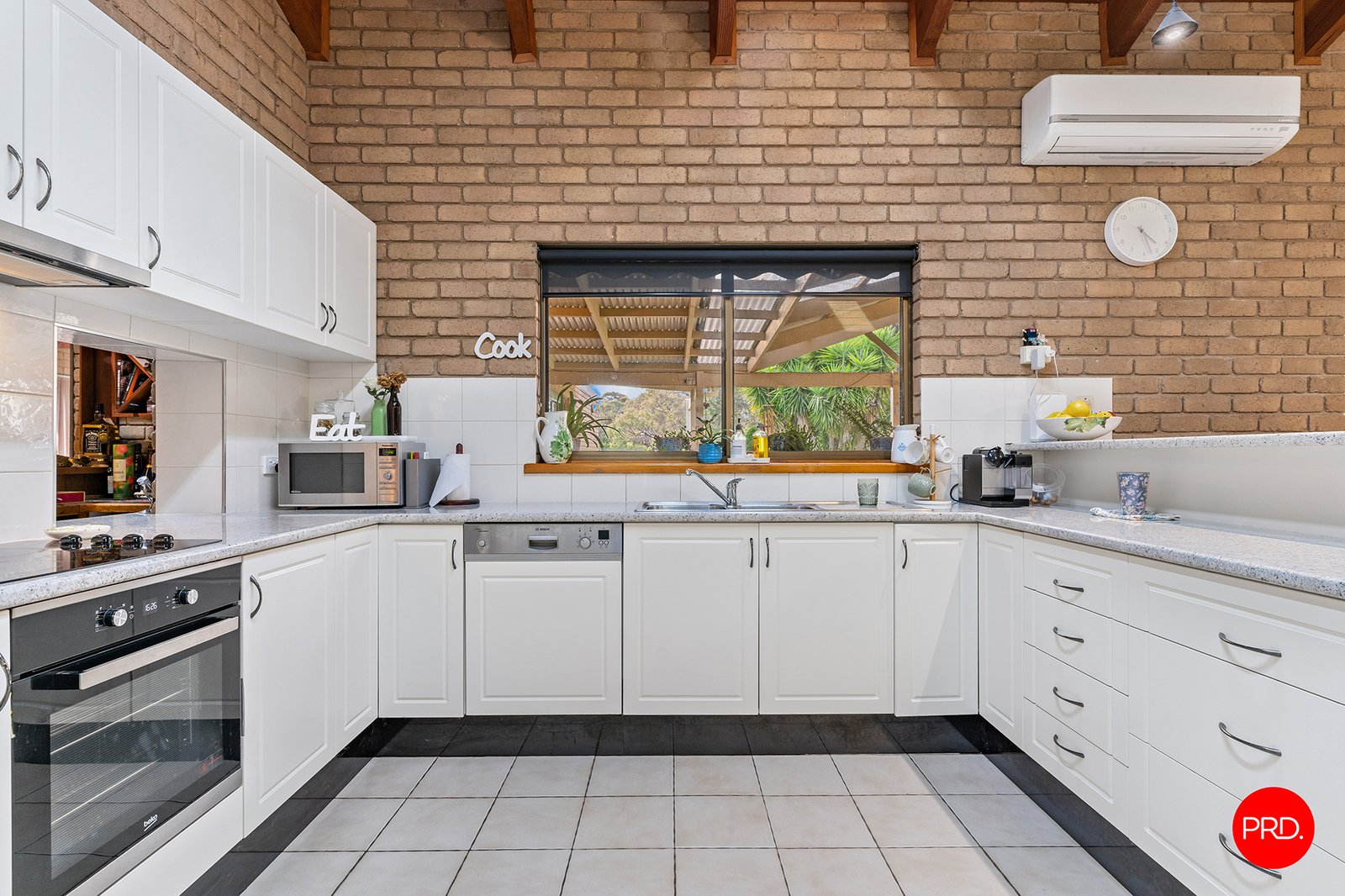 140 Turners Road STRATHFIELDSAYE 10