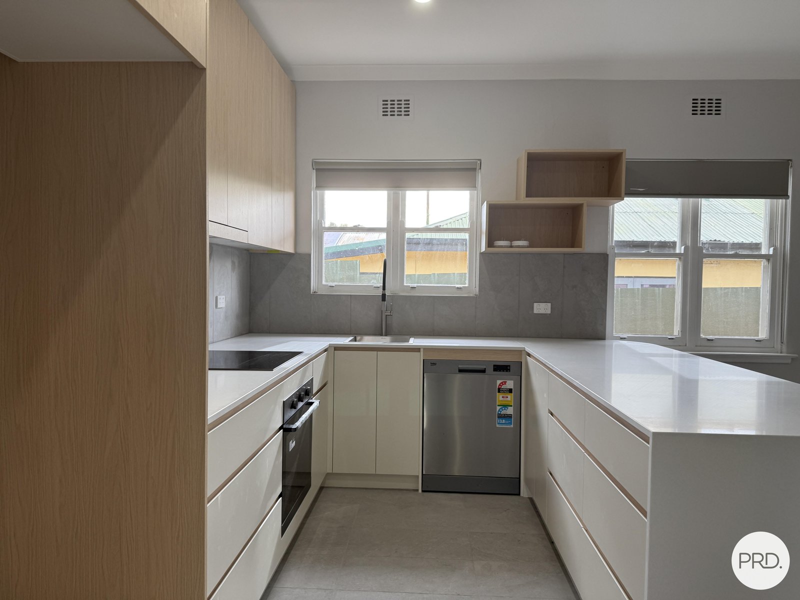 140 Uriarra Road CRESTWOOD 6