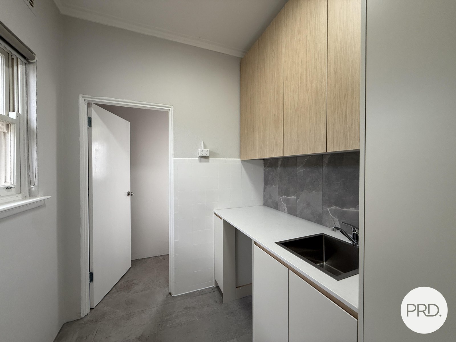 140 Uriarra Road CRESTWOOD 14