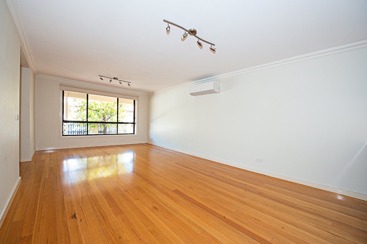Gallery: 1/40 Young Street