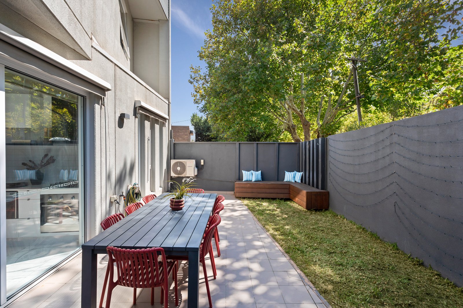 Real Estate and Property in 1/400 Dandenong Road, Caulfield North, VIC