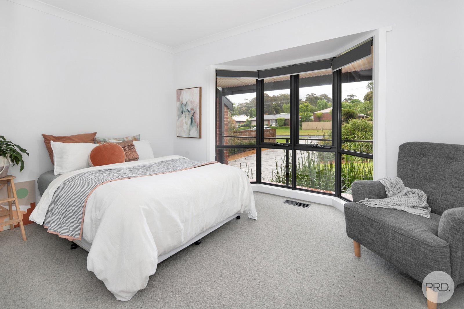 1/400 Fussell Street CANADIAN 13