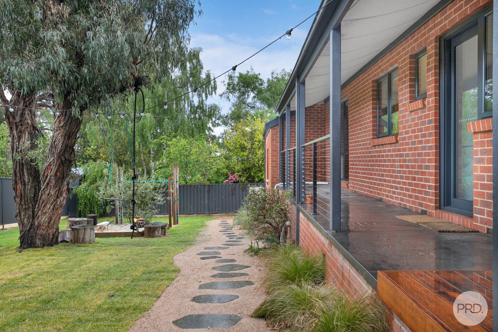 1/400 Fussell Street CANADIAN 22