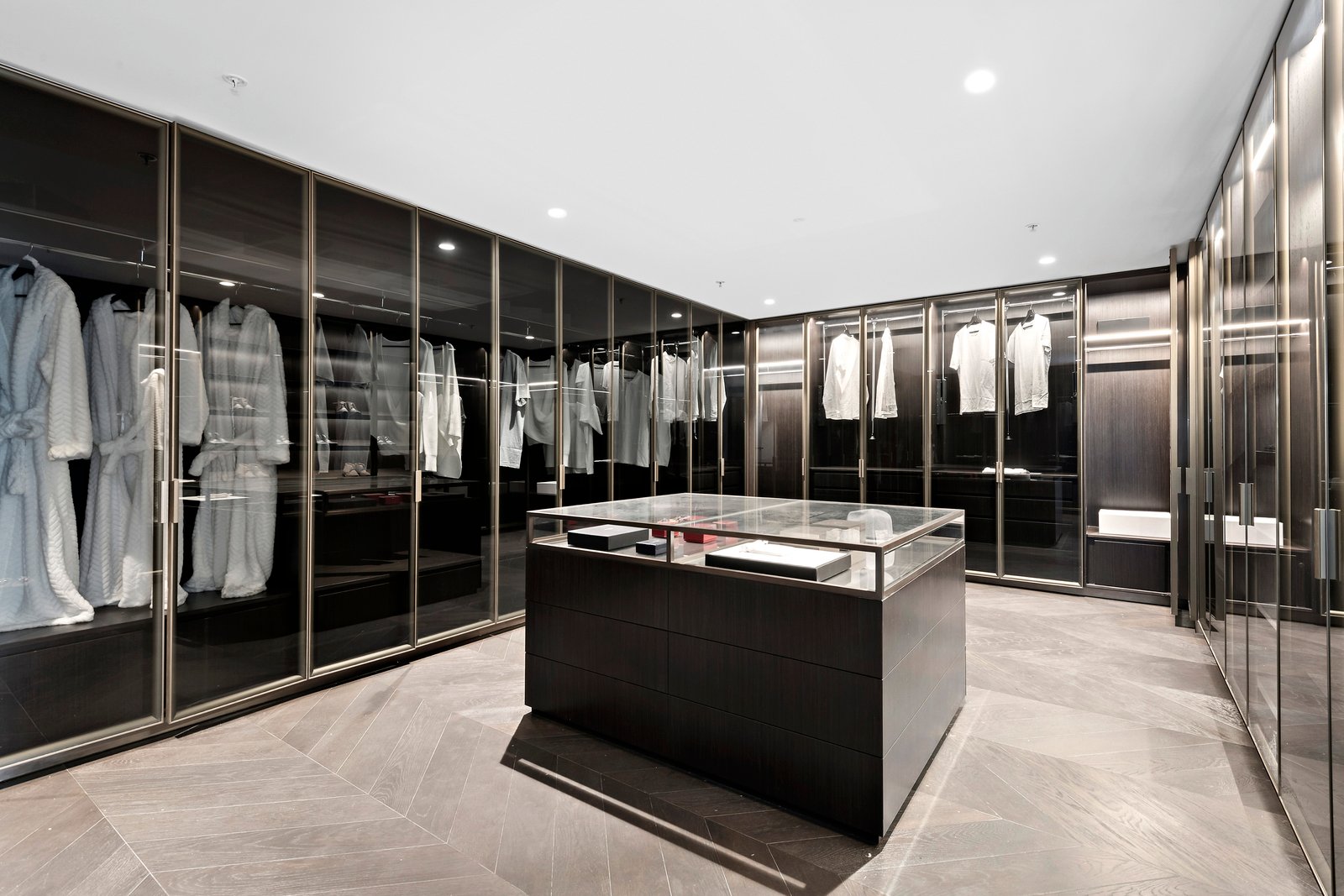 Real Estate and Property in 1401/20 Queens Road, Melbourne, VIC