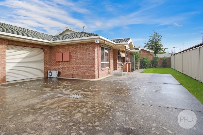 1/403 Griffith Road LAVINGTON 11