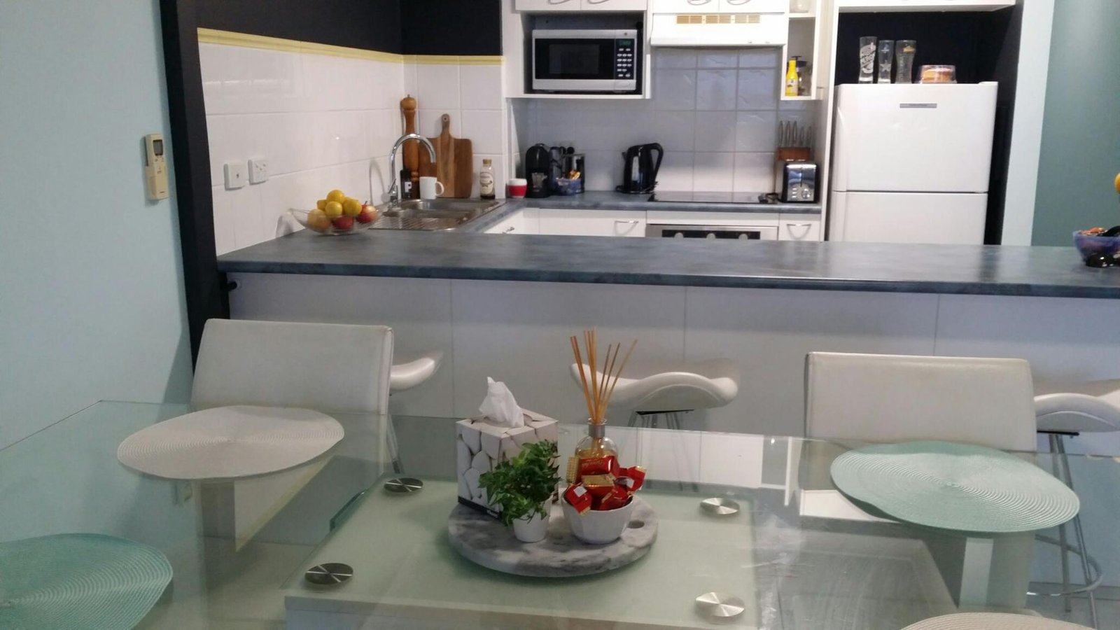 1403/3575 Main Beach Road MAIN BEACH 4