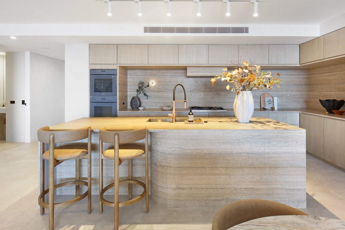 1403/58 The Esplanade Burleigh Heads 8