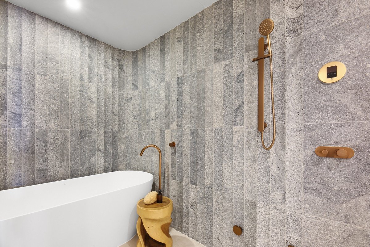 1403/58 The Esplanade Burleigh Heads 25