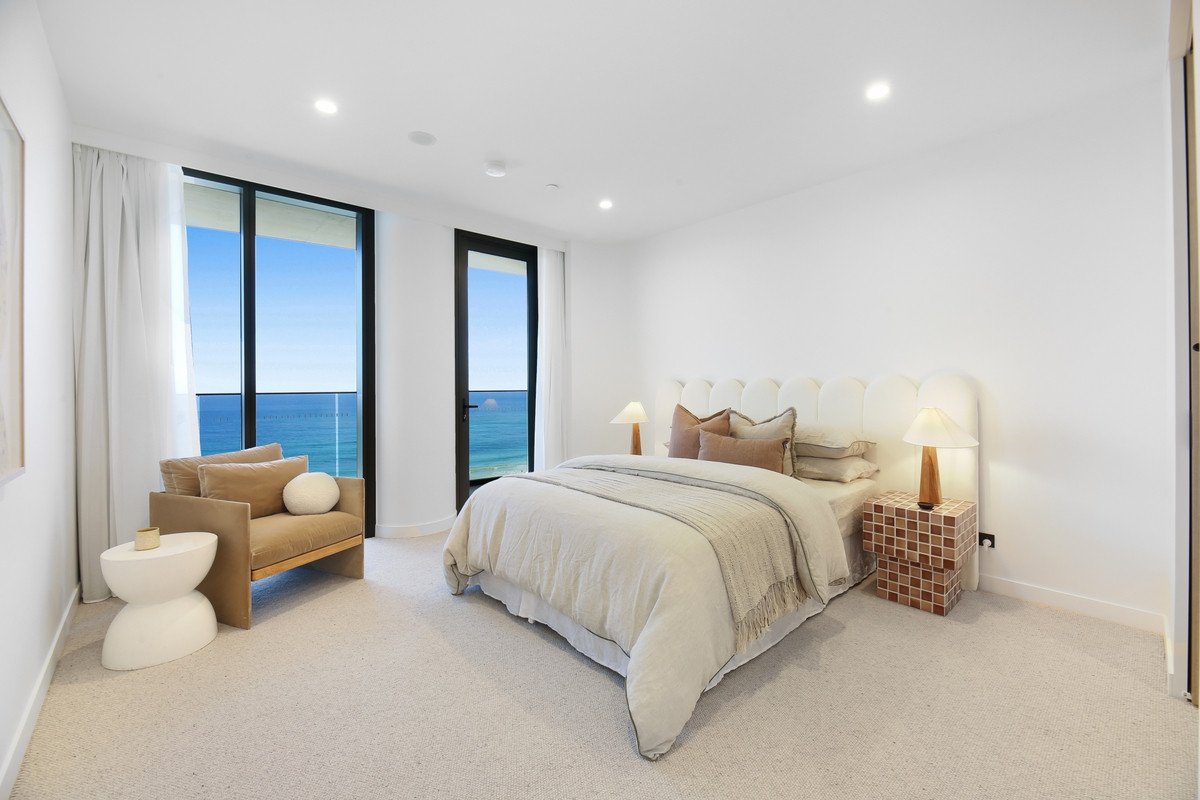 1403/58 The Esplanade Burleigh Heads 26