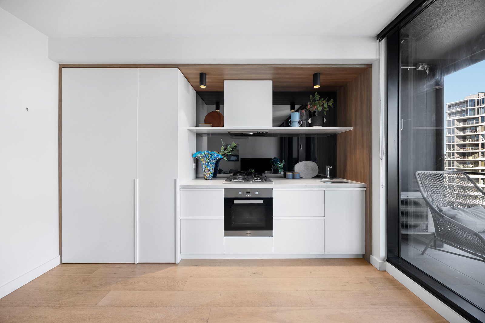 Gallery: 1403/661 Chapel Street