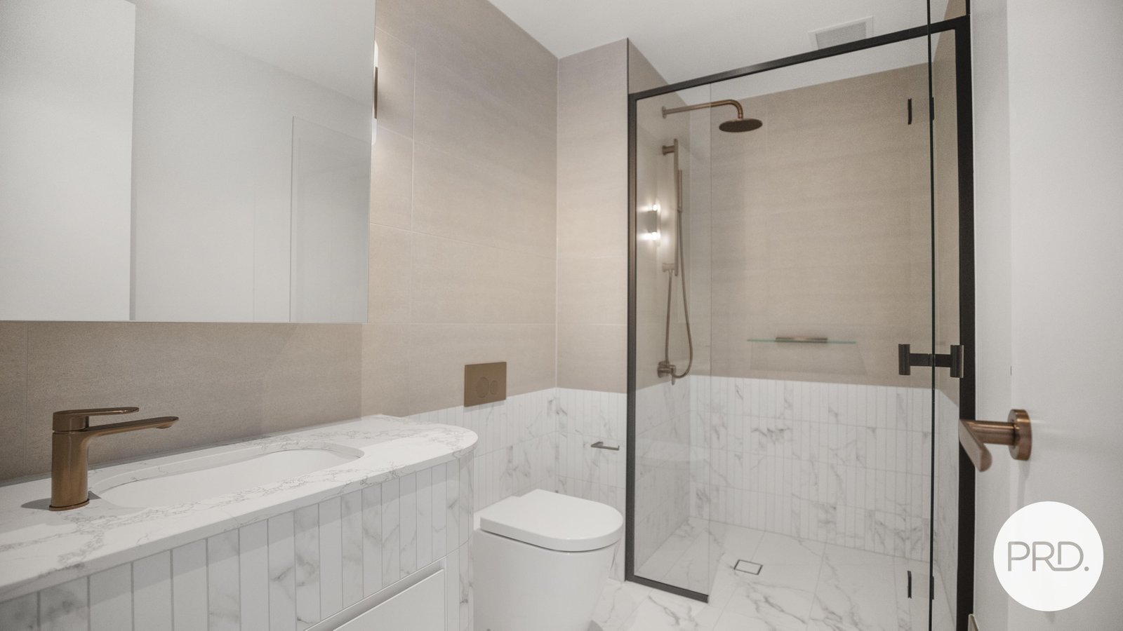 1404/308 Exhibition Street MELBOURNE 4