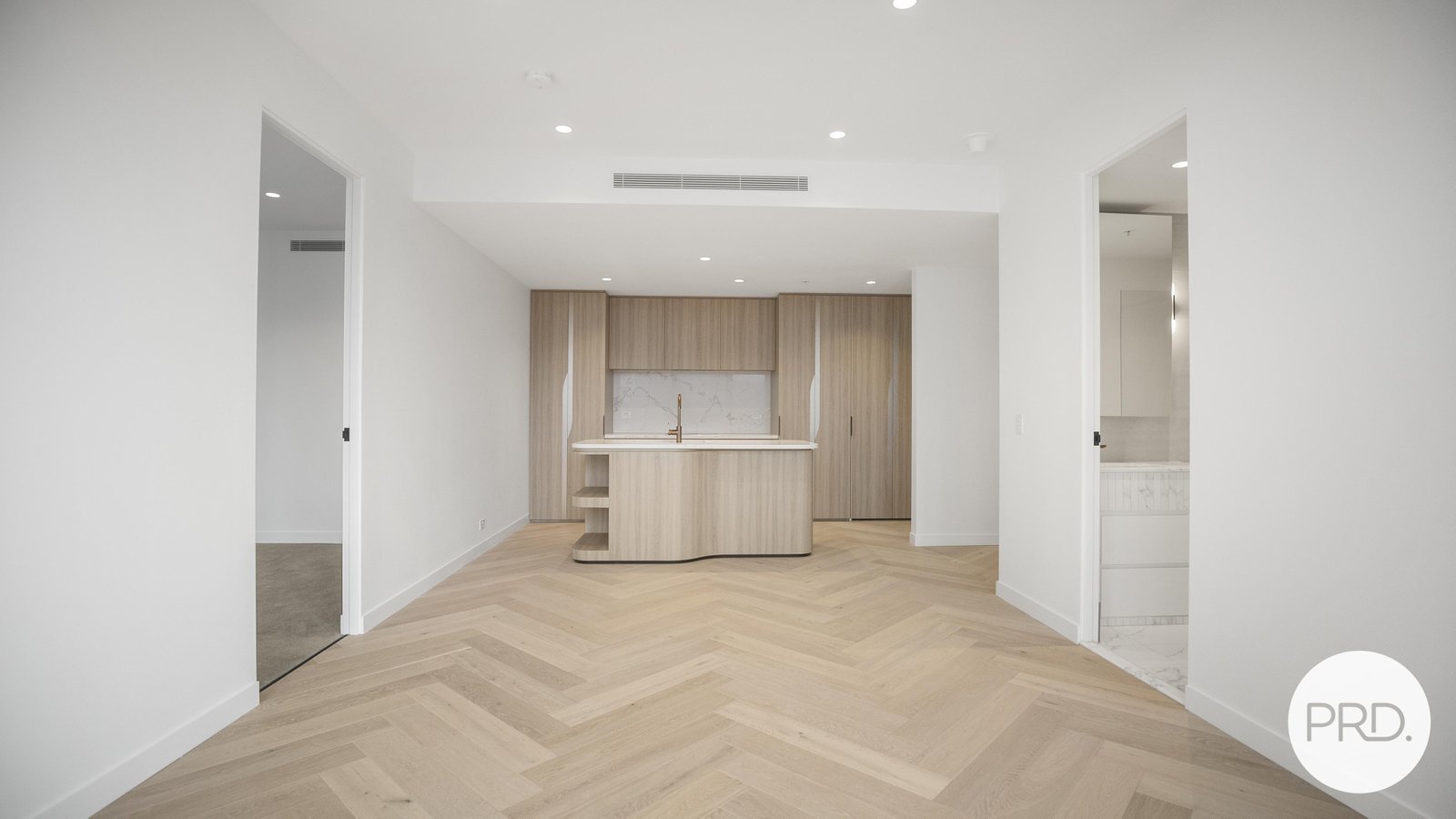 1404/63 La Trobe Street MELBOURNE 2