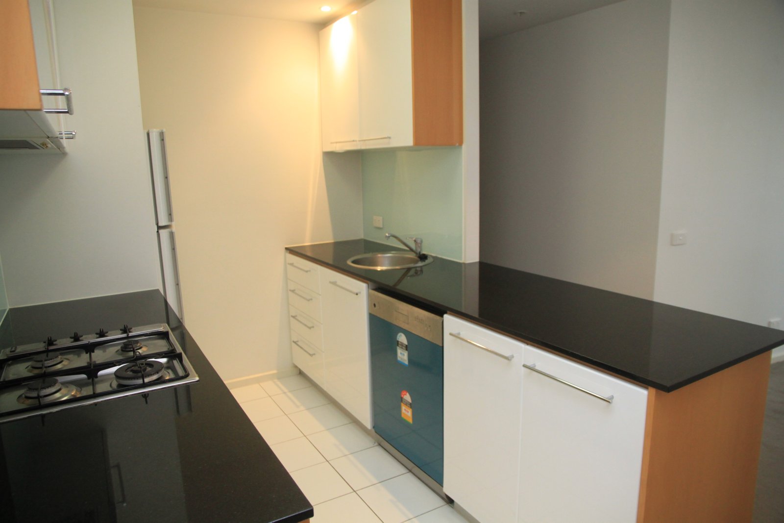Gallery: 1405/82 Queens Road