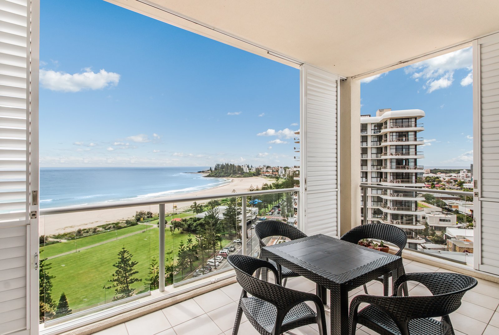 1406/3 McLean Street COOLANGATTA 3