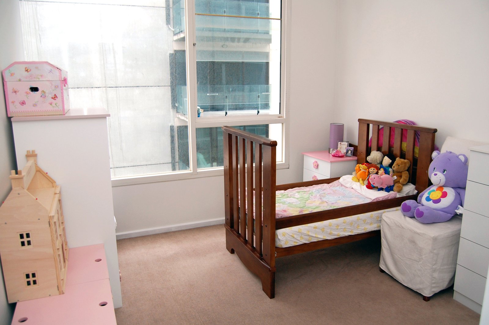 Gallery: 1406/82 Queens Road