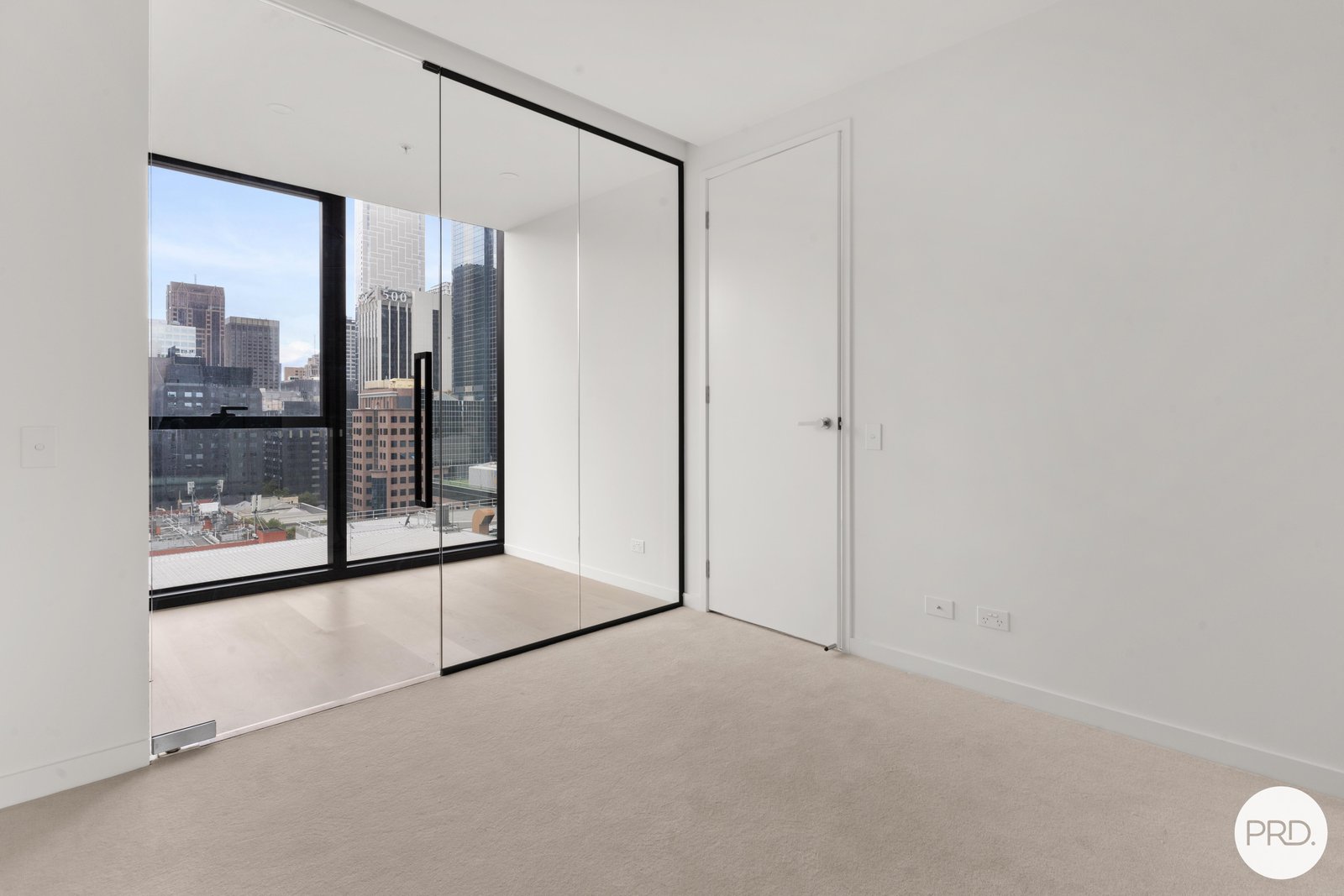 1407/138 Spencer Street MELBOURNE 6