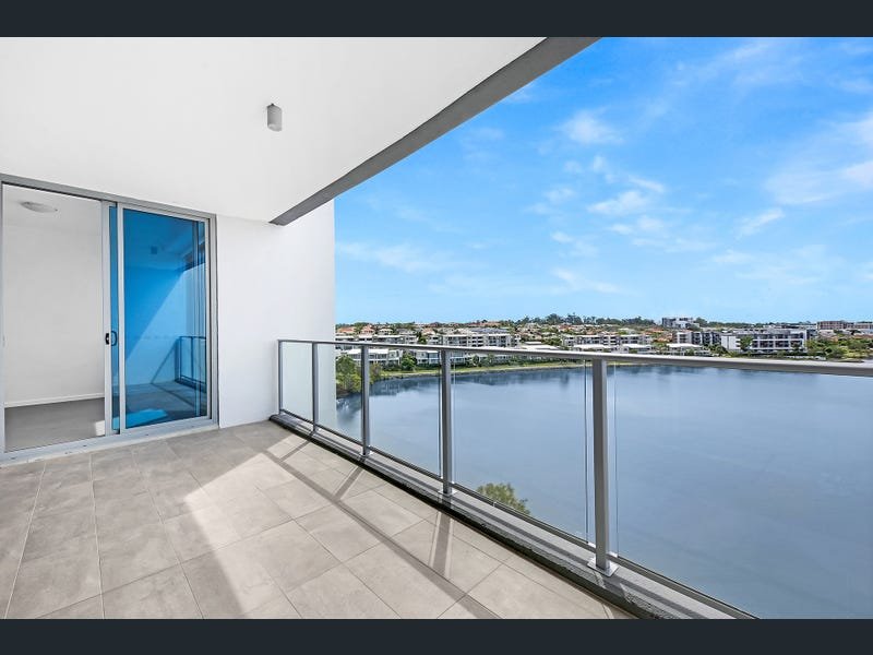 1409/397 Christine Avenue VARSITY LAKES 3