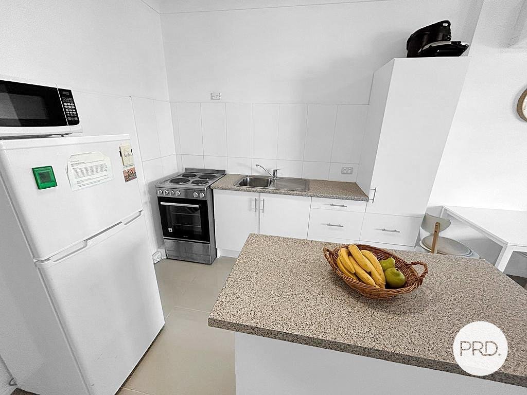 140/99 Griffith Street COOLANGATTA 2